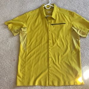 Men’s Arcteryx shirt